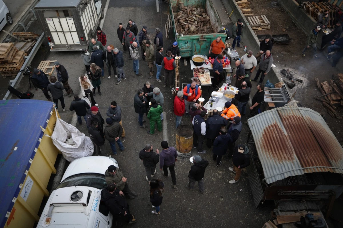 En Occitanie, la grogne des agriculteurs ne faiblit pas