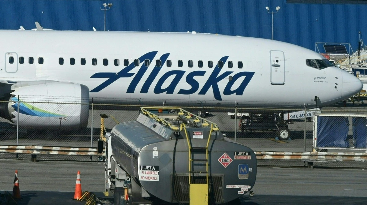 Incident du vol Alaska Airlines: le patron de Boeing reconnaît une «erreur»
