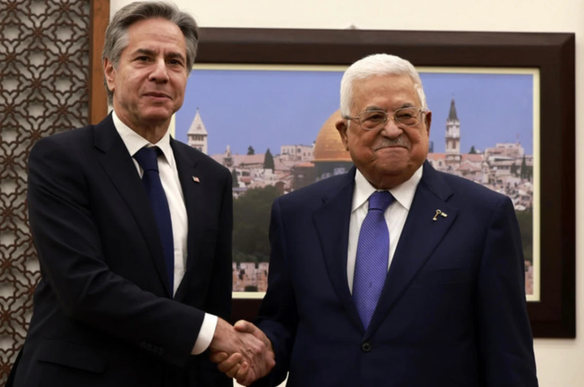 Israël bombarde Gaza, Abbas prêt à réformer l'Autorité palestinienne selon Blinken