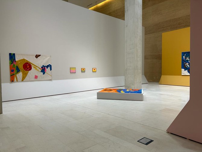 L'exposition présente 41 de ses œuvres, depuis le début de sa carrière artistique à la fin des années 1950, jusqu'à ses dernières créations en 2021, avant son décès. (Photo Fournie)