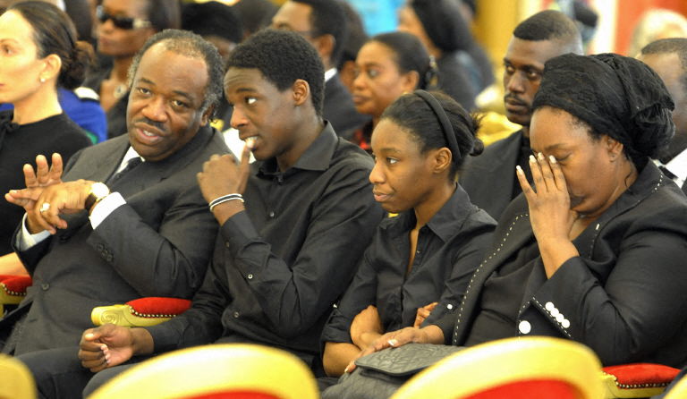 Soupçons de corruption Gabon/France: Jugée à Paris, Pascaline Bongo nie tout