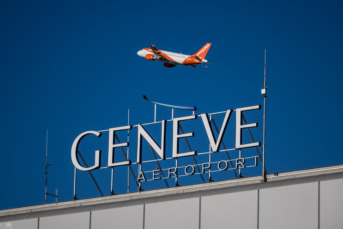 Un avion d'Easyjet s'est approché dangereusement du lac Léman avant son atterrissage
