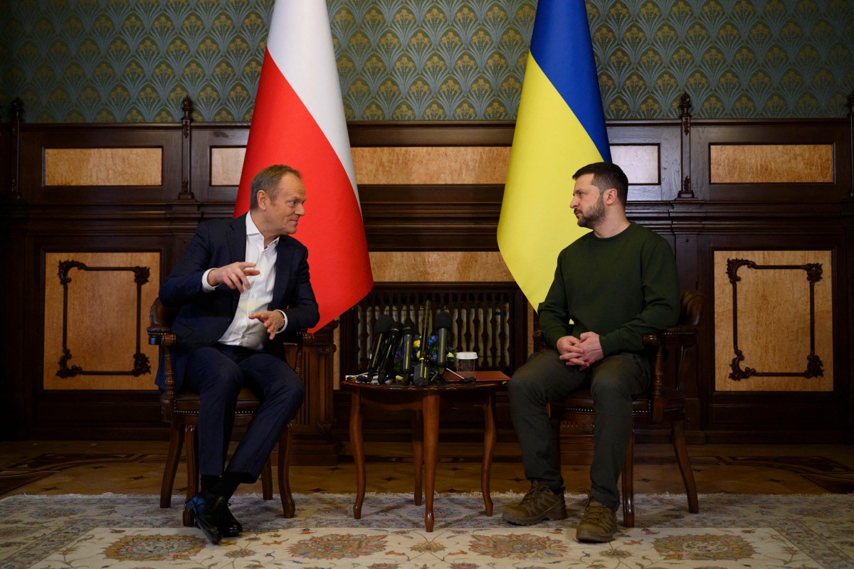 Produits agricoles ukrainiens: Zelensky veut des négociations avec Varsovie