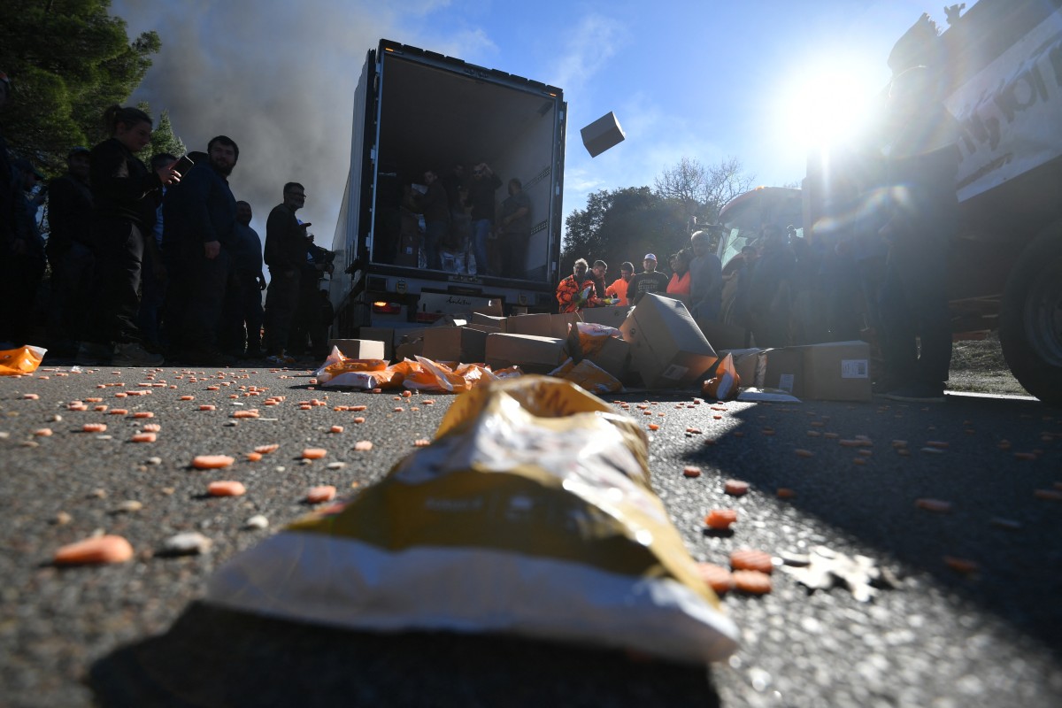 Incident en Andalousie : Saccage d'un camion de tomates marocaines par des agriculteurs grévistes
