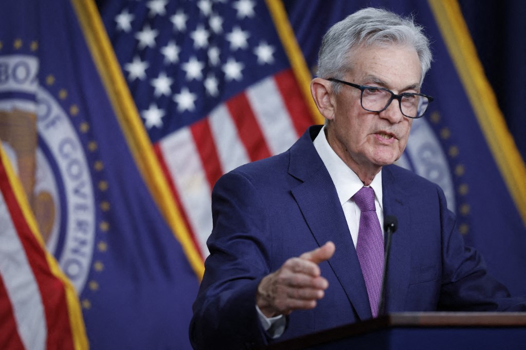 Le dollar stable avant de nouvelles données sur l'inflation