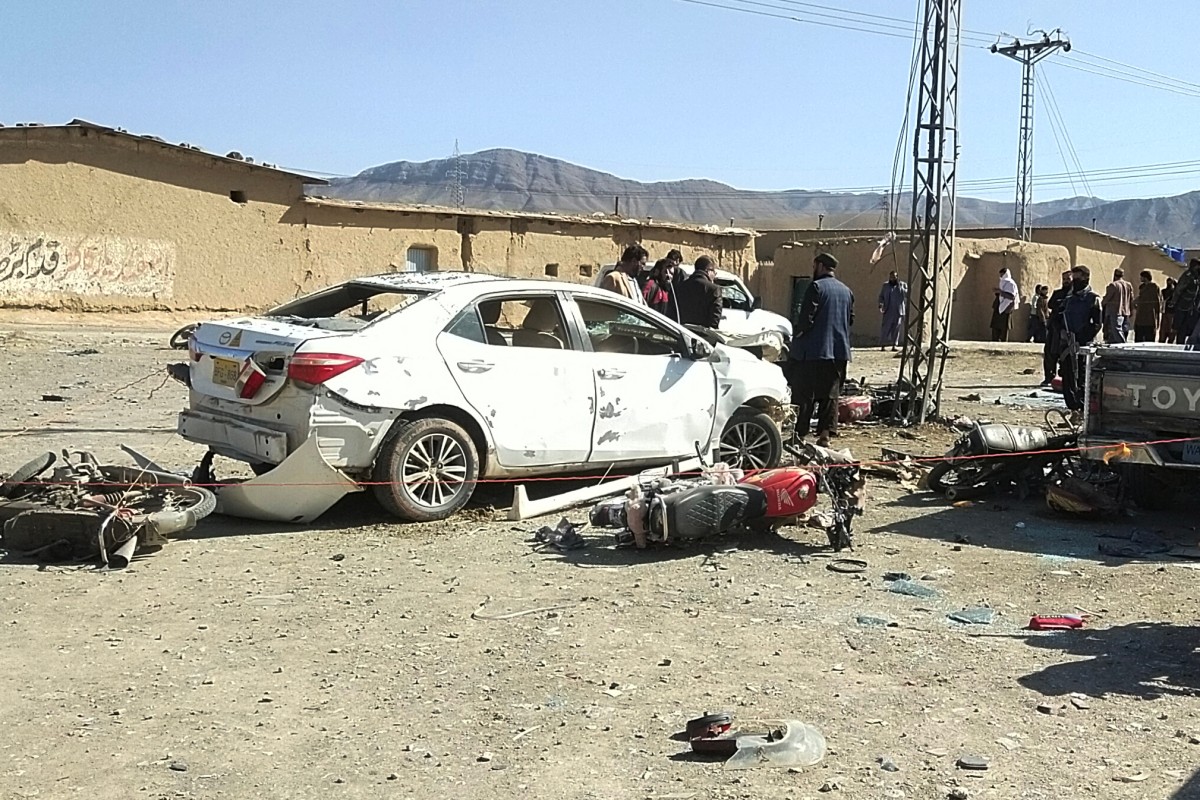 Pakistan: 24 morts dans deux attentats à la veille des élections
