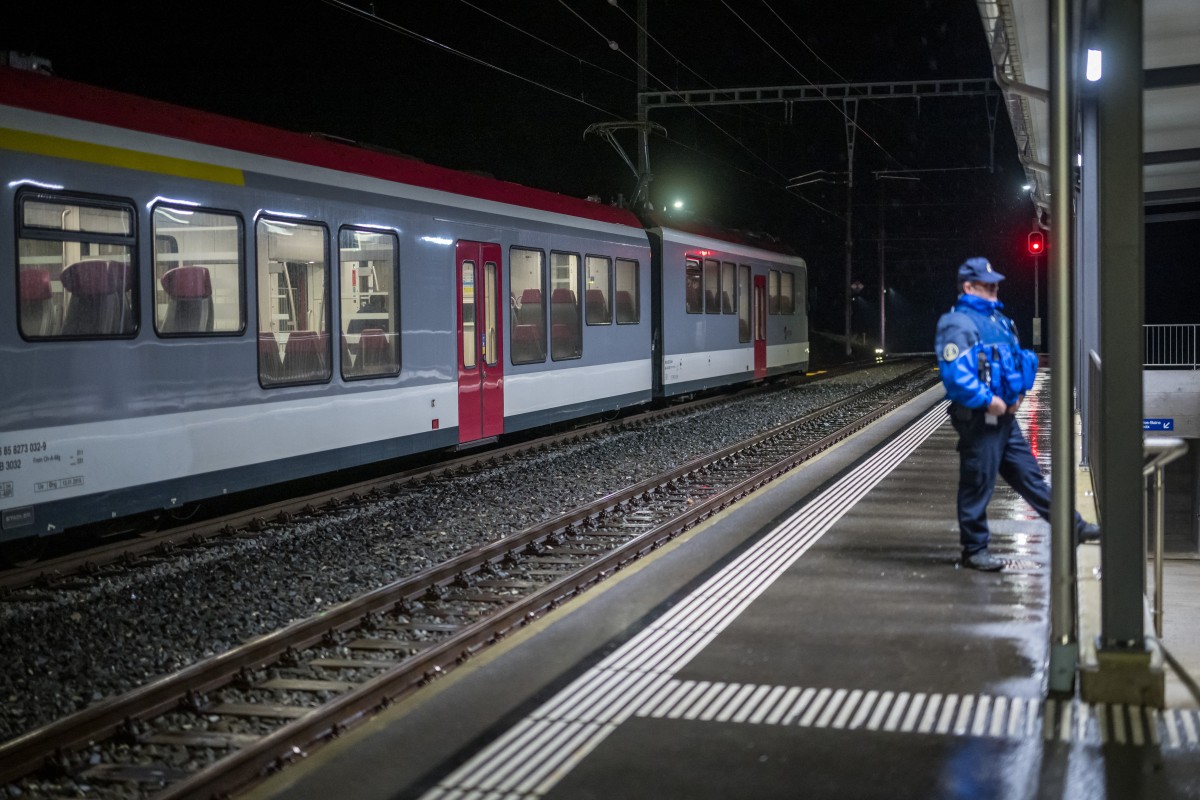 Prise d'otage en Suisse: l'acte terroriste écarté, le preneur d'otage voulait aller en Angleterre