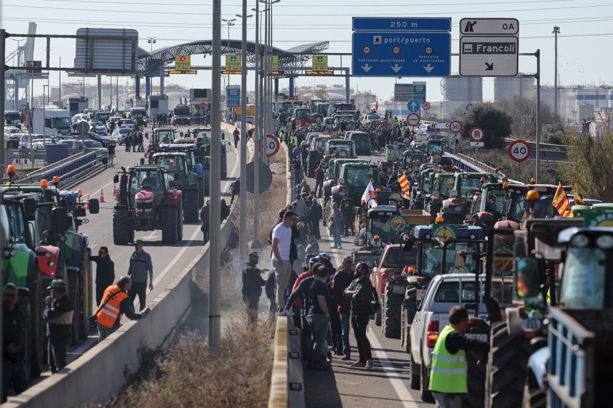 Avant le Salon de l'agriculture, les syndicats agricoles maintiennent la pression