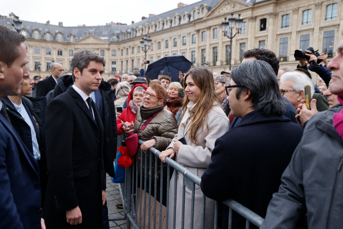 L'impopularité d'Attal en hausse, mais nettement inférieure à celle de Macron