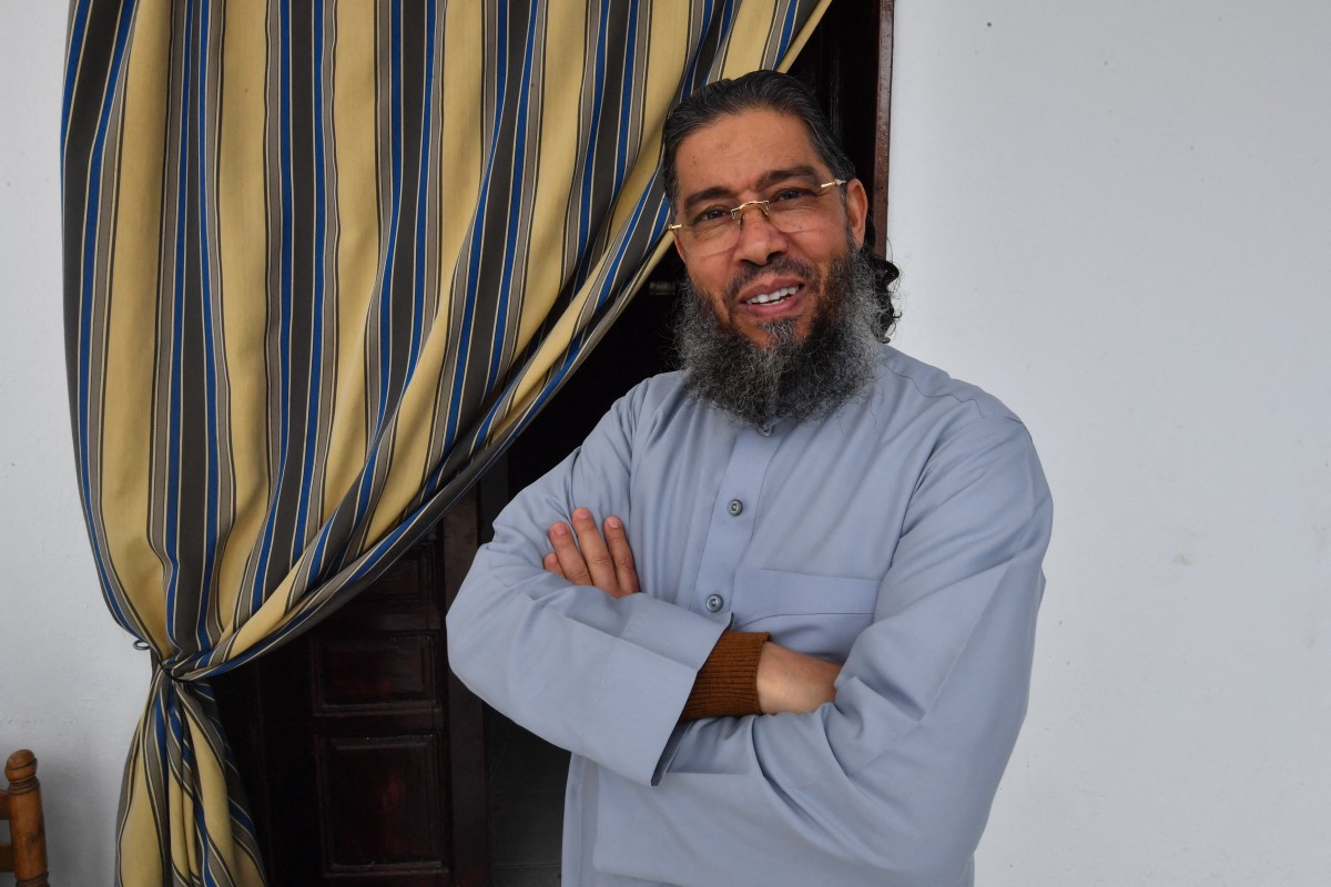 L'imam tunisien expulsé «va se défendre» en justice pour retourner en France
