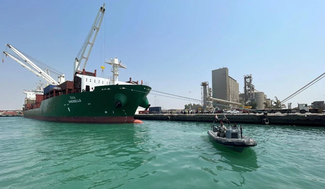 Mer Rouge: Les Houthis tirent deux missiles sur un navire à Bab Al-Mandeb