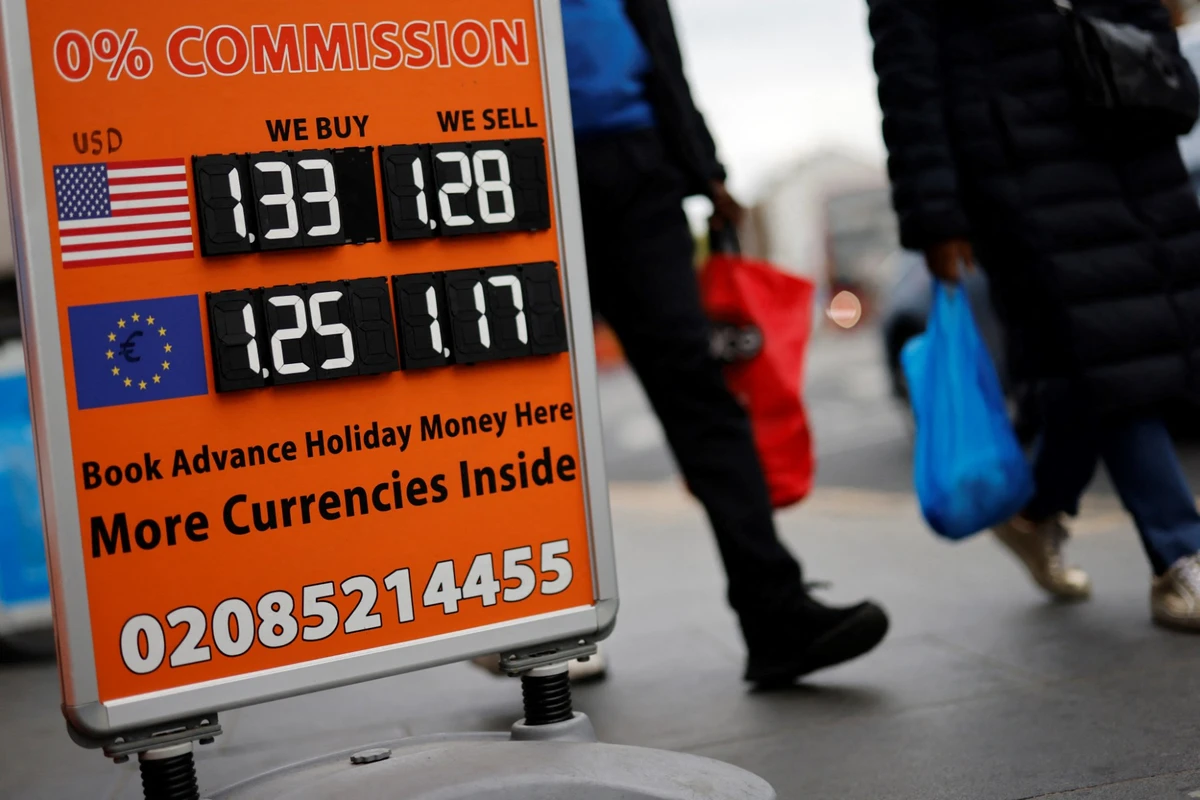 Le dollar au plus haut depuis trois mois face à l'euro après une surprise sur l'inflation