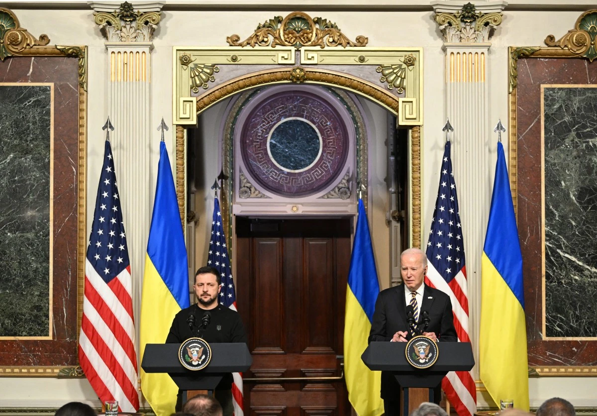 Ukraine: Biden a dit à Zelensky sa «confiance» dans la poursuite de l'aide militaire américaine