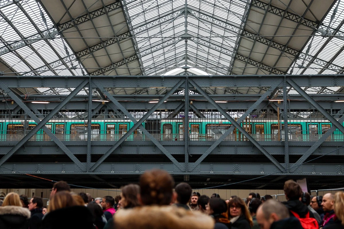 Les métros ne s'arrêteront plus en cas de malaise d'un voyageur, mais les conducteurs ne sont pas tous d'accord