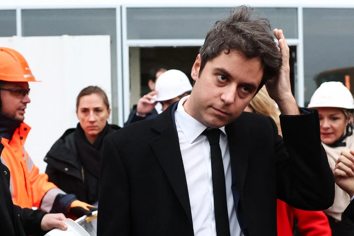 Gabriel Attal entre dans le dur