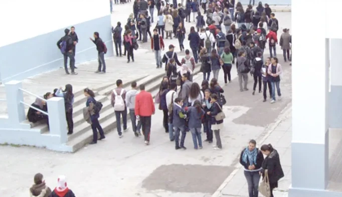Enseignement: Les surveillants et surveillants généraux se rebiffent