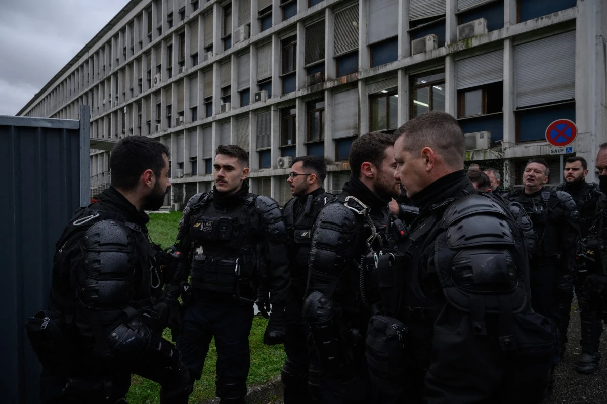 Environ 200 migrants expulsés d'un bâtiment universitaire à Toulouse
