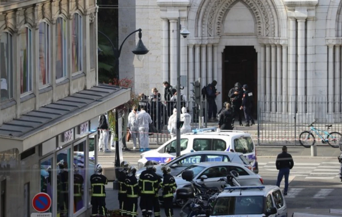 Un enseignant de la région parisienne incarcéré pour association de malfaiteurs terroriste