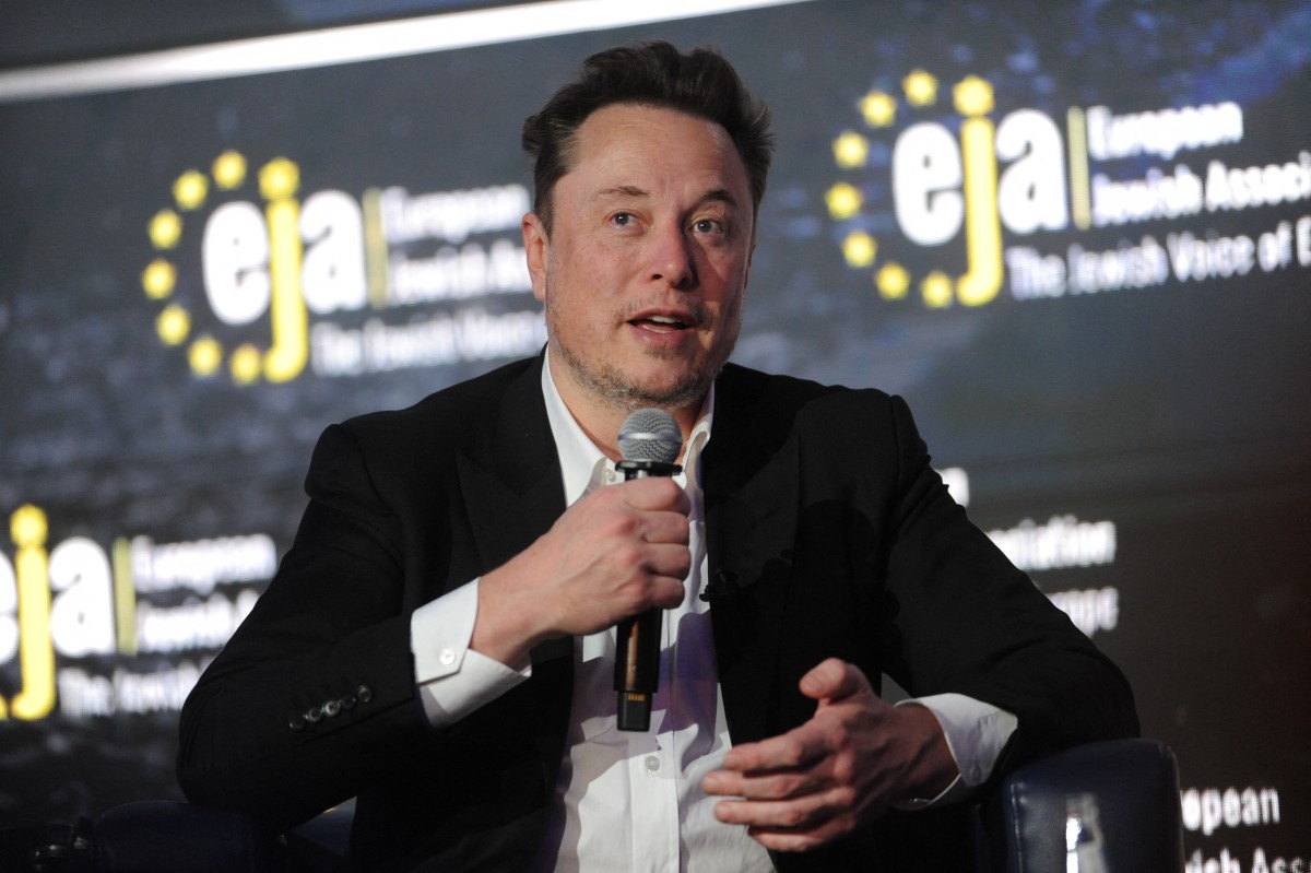 A droite toute pour Elon Musk, qui fait écho à une frange de la Silicon Valley