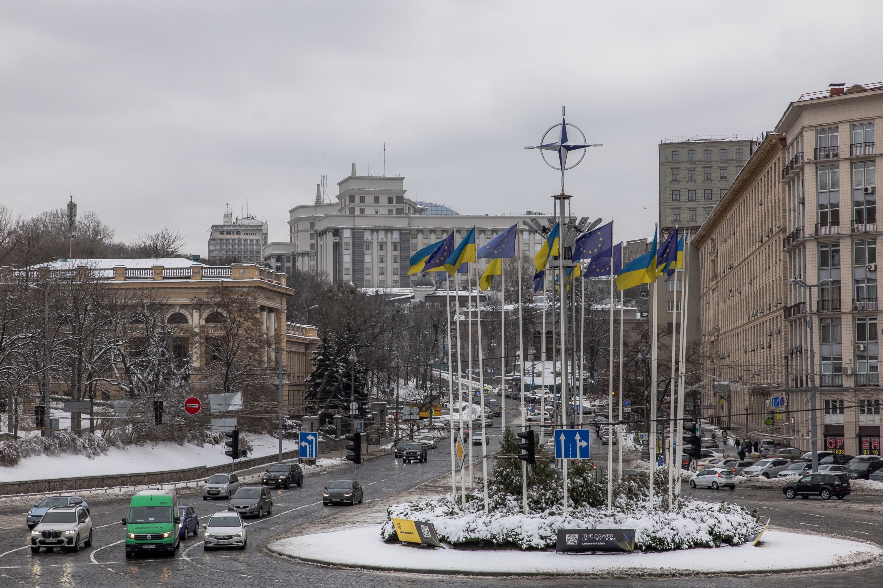 Face à la menace russe, les 27 cherchent à mieux armer l'Ukraine et à se protéger