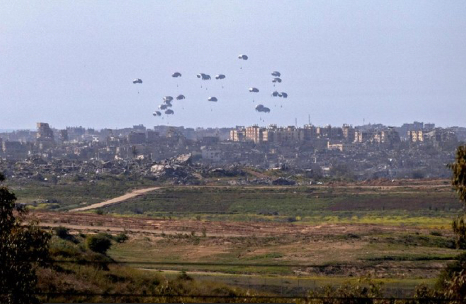 Nouveaux largages aériens d'aide à Gaza
