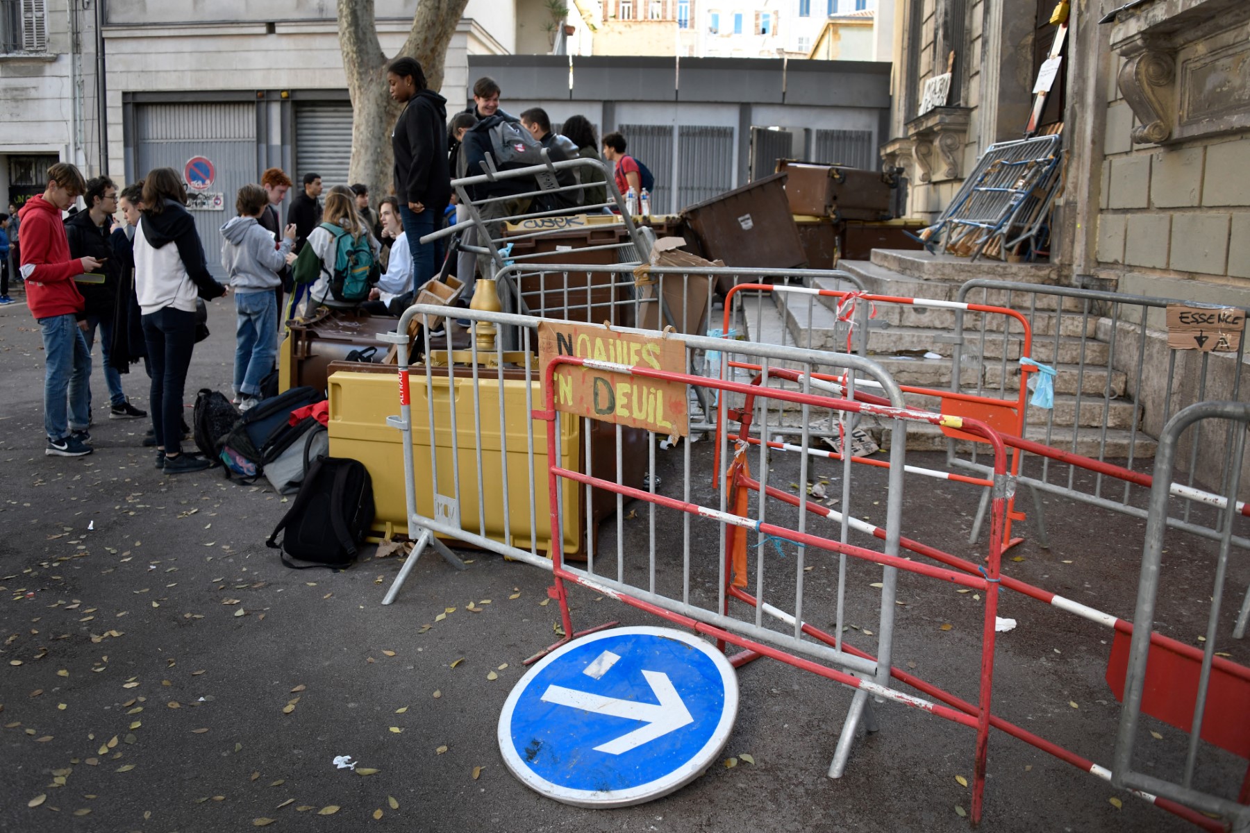 France : Des menaces d'attentat visent cette fois des lycées du sud du pays