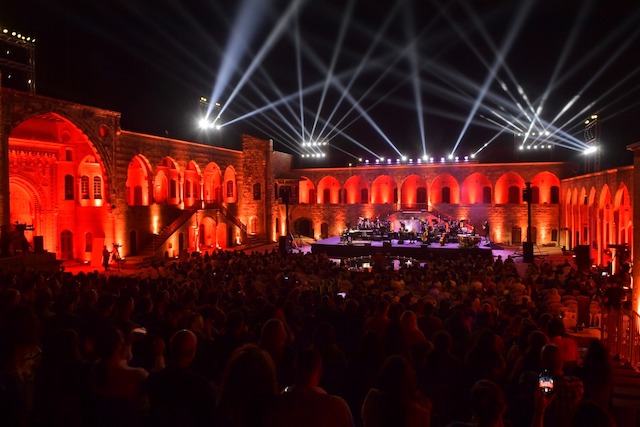 De « Beirut Chants » au « fetival international de Beiteddine », l’expérience lui plait et le public le lui rend bien (fournie)