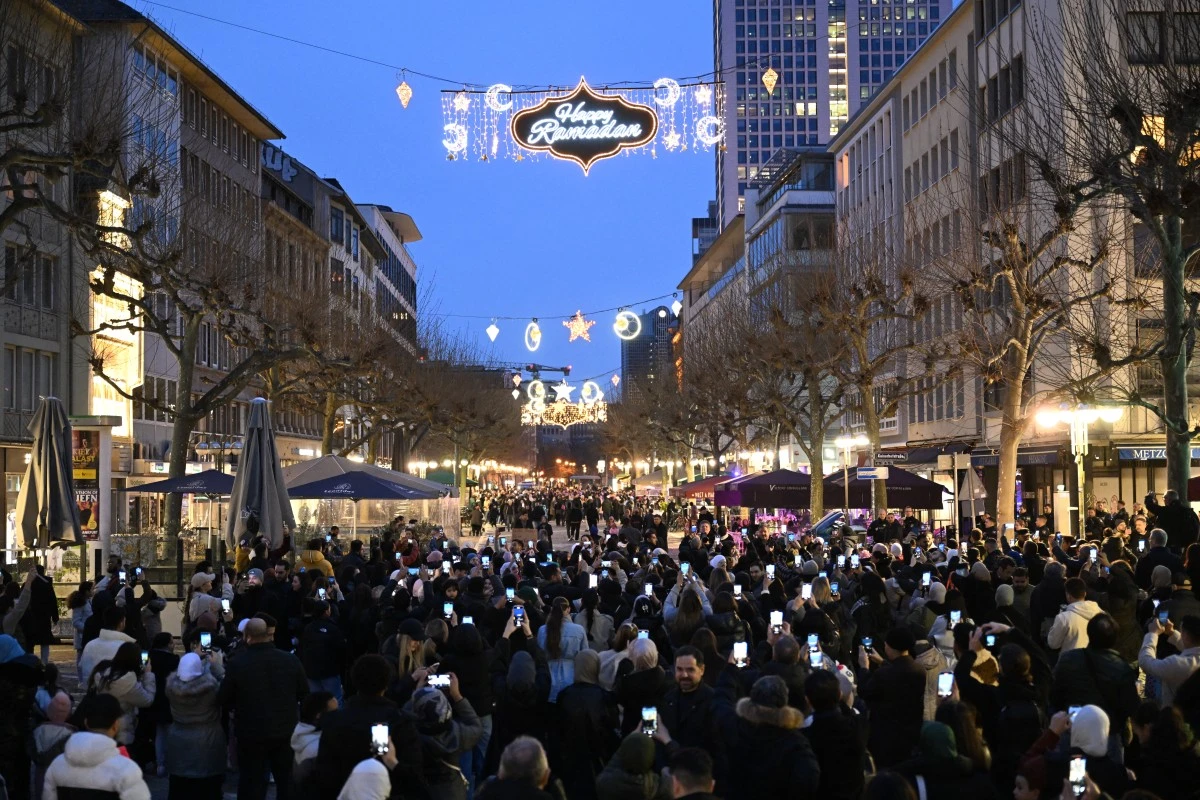 Francfort s'illumine pour le ramadan, une première pour l'Allemagne