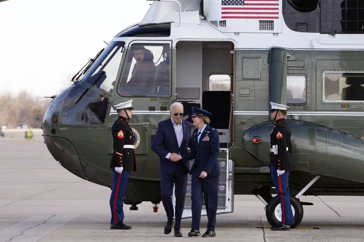 L'ancien ambassadeur américain en Israël accuse Biden d'aider le Hamas