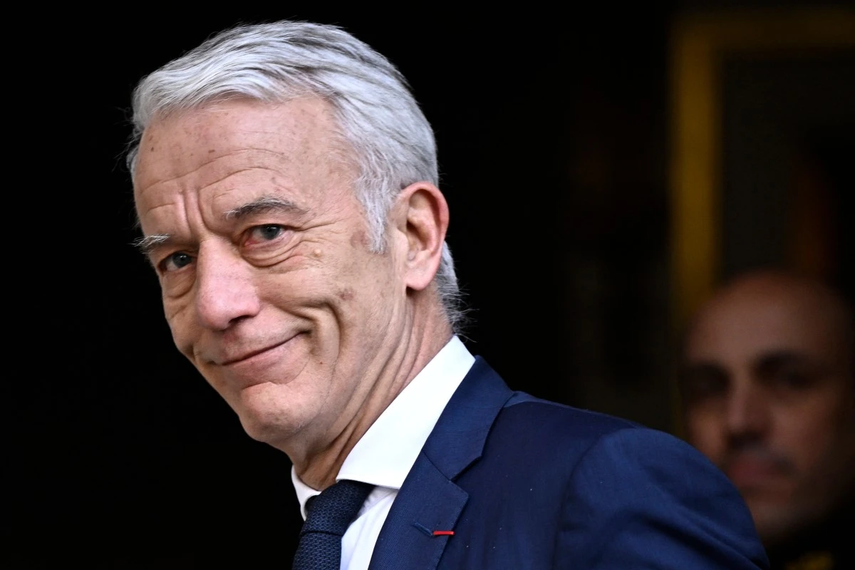 Le patronat satisfait des engagements sur les impôts, prudent sur l'assurance-chômage