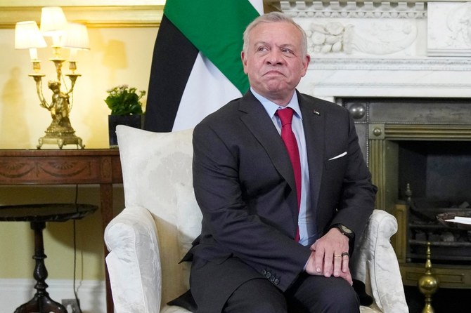 Le roi Abdallah de Jordanie réitère son appel à un cessez-le-feu à Gaza lors de son entretien avec Mahmoud Abbas