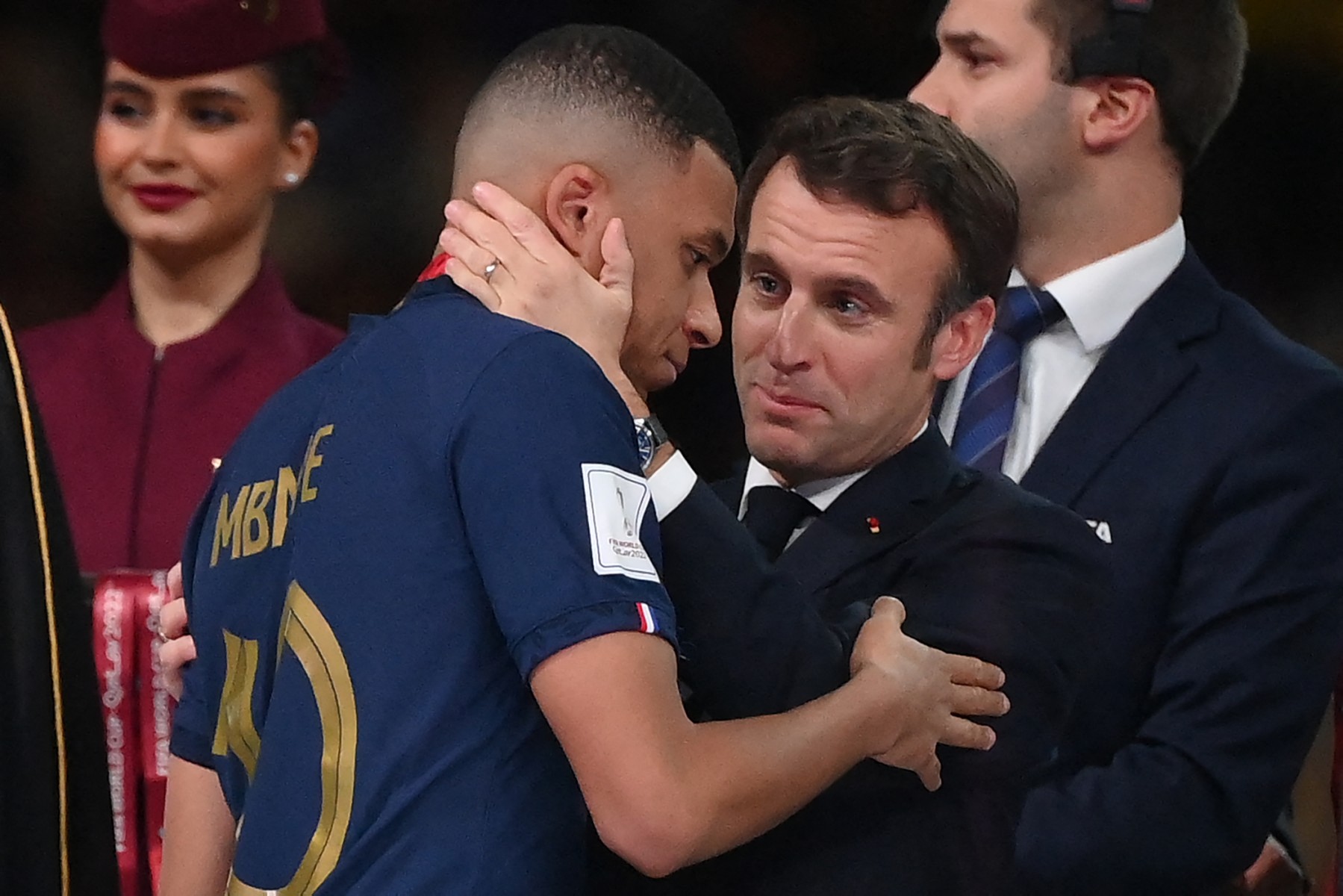 France: Macron espère que Mbappé pourra disputer les JO