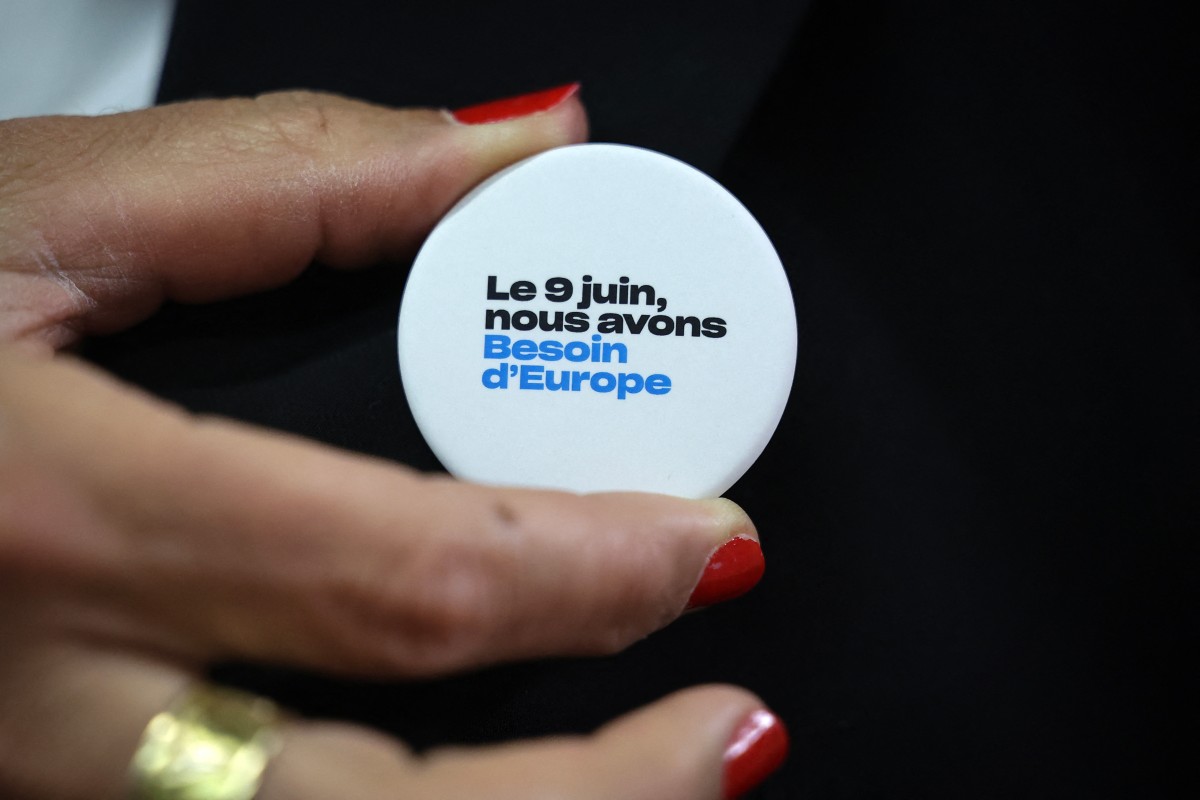 Étude réalisée par internet du 19 au 24 avril auprès de 10.651 personnes constituant un échantillon national représentatif de la population française âgée de 18 ans et + et inscrite sur les listes électorales, selon la méthode des quotas. (AFP).