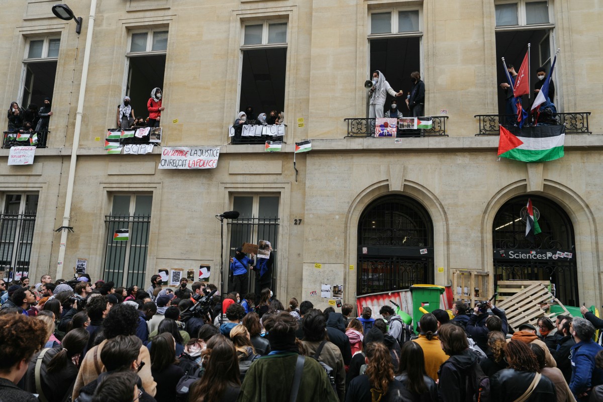 A Sciences Po Paris, la mobilisation pro-palestinienne se poursuit