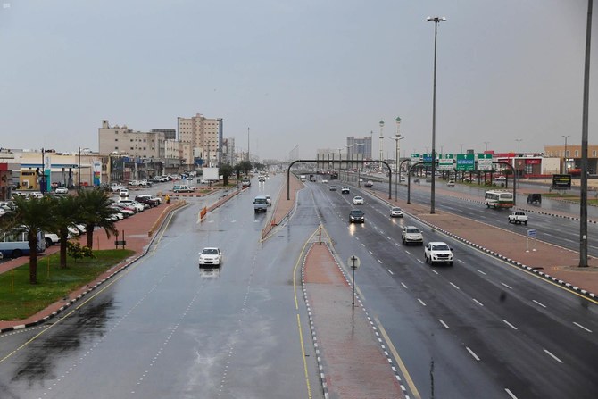 La province orientale, Qassim et Riyadh se préparent à de fortes averses de pluie et de grêle