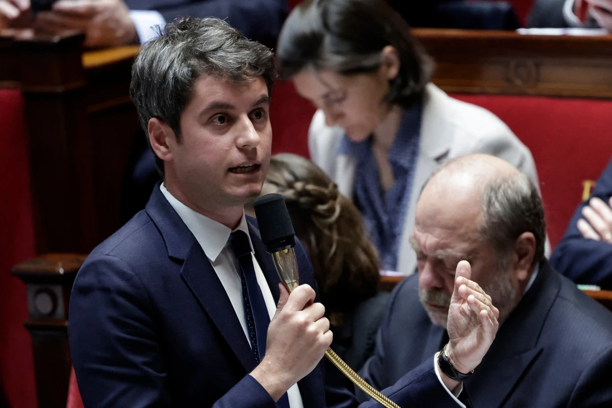 Déficit: LR dénonce un « plan caché » pour une hausse d'impôts, Attal conteste