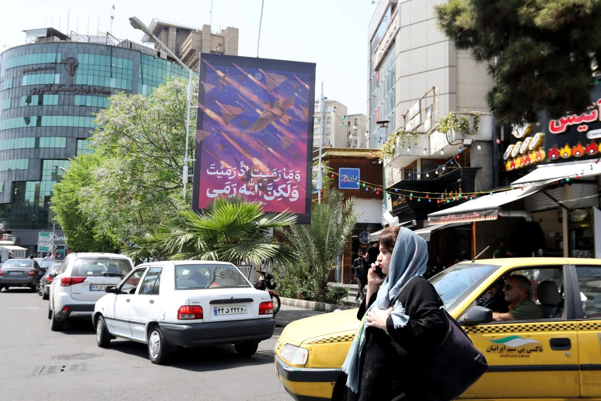 Frappes israéliennes sur l'Iran: des dégâts limités et un message fort