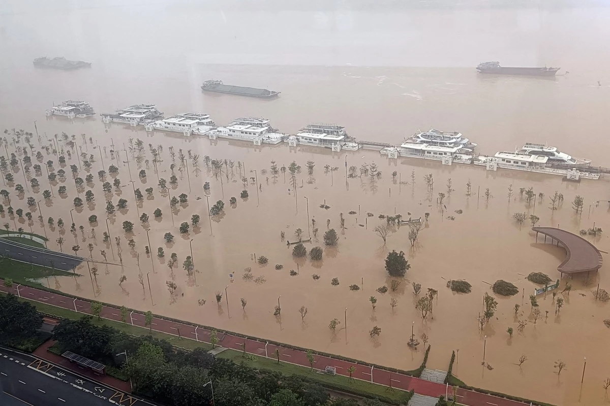 Chine: 11 disparus après des pluies diluviennes dans le sud du pays