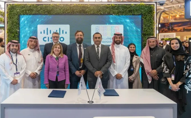 ROSHN s'associe à Cisco pour étudier l'utilisation de la technologie IoT dans les bâtiments intelligents