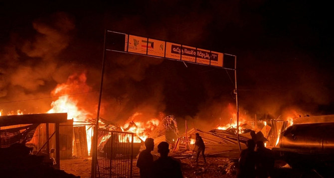 Le chef des droits humains de l'ONU « horrifié » par le bombardement d'un camp à Rafah