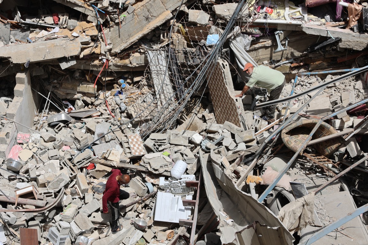Frappes et combats à Gaza, requête à La Haye pour un cessez-le-feu