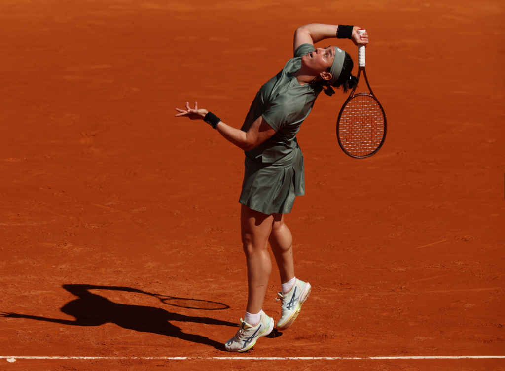 La joueuse de tennis tunisienne Ons Jabeur rejoint l'équipe mondiale d'ASICS