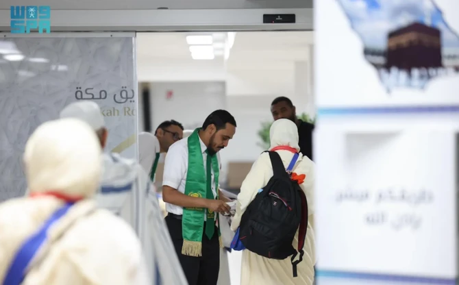 Le premier groupe de pèlerins du Hadj en provenance du Maroc est arrivé samedi à l'aéroport international Prince Mohammed bin Abdulaziz de Médine, après avoir quitté l'aéroport international Mohammed V de Casablanca. (SPA)