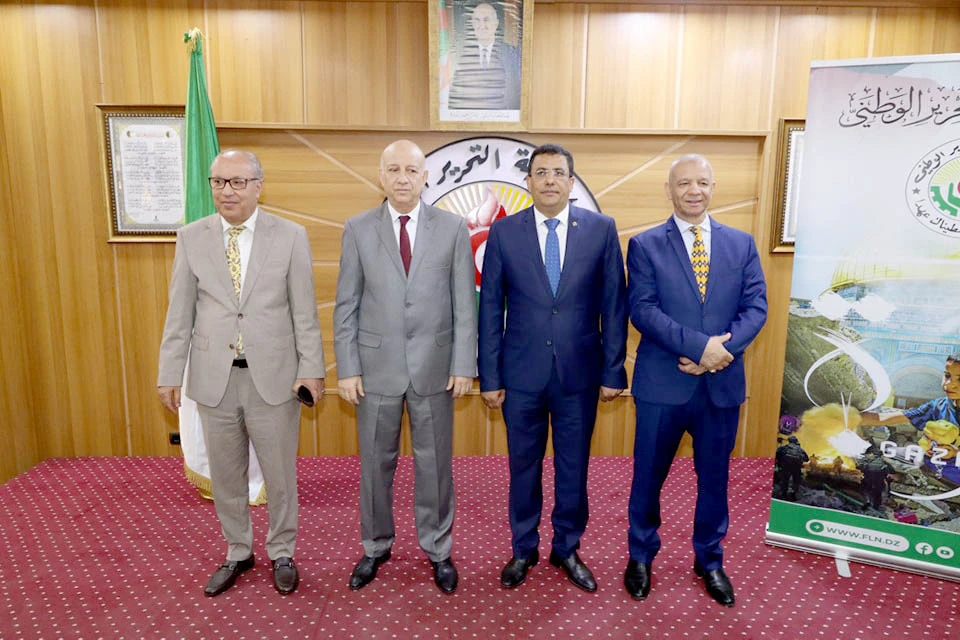 Algérie: Création d’une alliance politique, quatre partis vont affronter ensemble les prochaines échéances