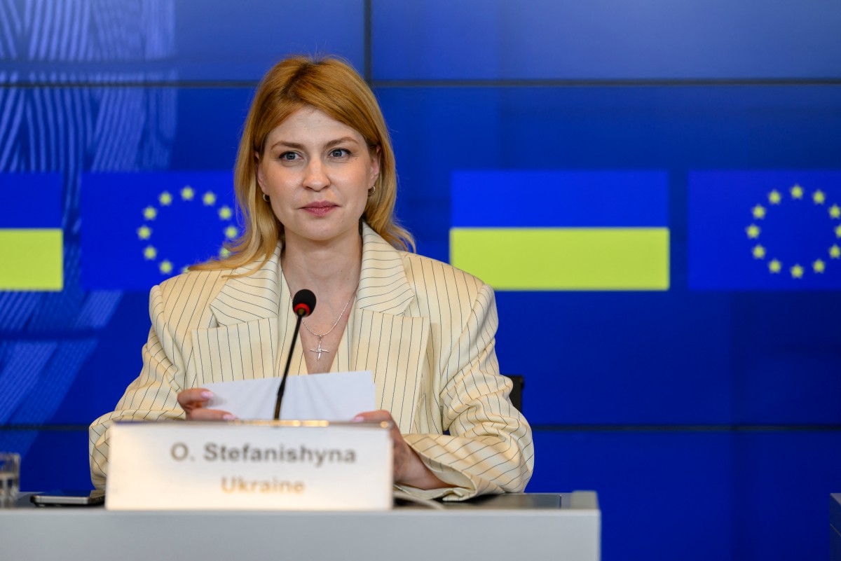 L'UE ouvre officiellement des négociations d'adhésion avec l'Ukraine et la Moldavie
