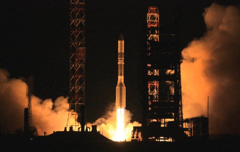 L'opérateur émirati Yahsat commande deux satellites à Airbus