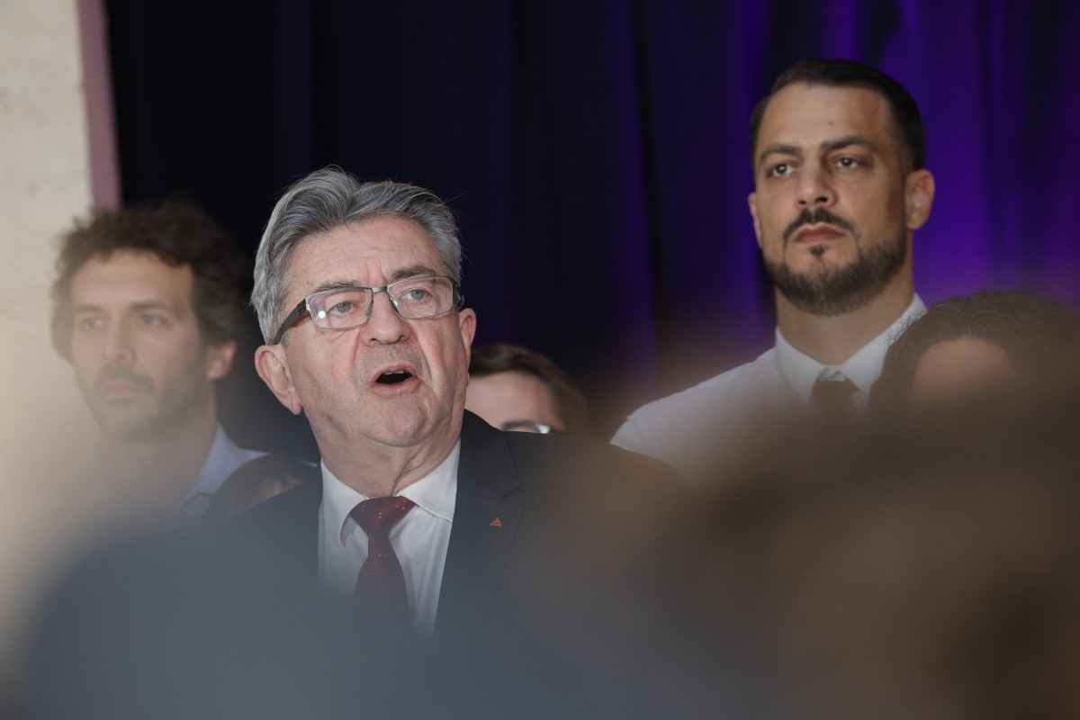 Législatives en France: entre alliances et dissidences, dernières heures pour les candidatures
