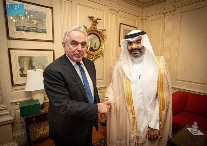 Le ministre saoudien des Communications rencontre le sous-secrétaire d'État américain