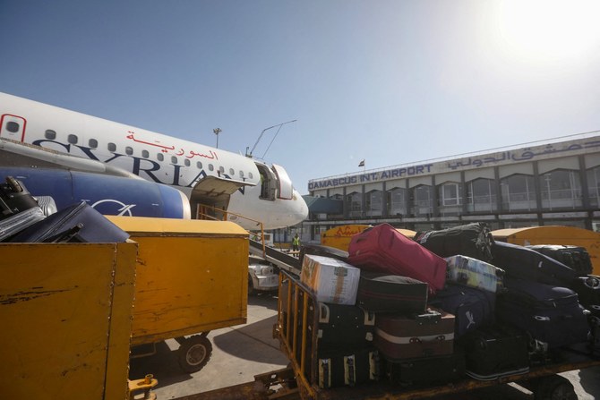 Un avion d'une compagnie aérienne syrienne est photographié sur le tarmac de l'aéroport international de Damas, dans la banlieue de la capitale syrienne (AFP).