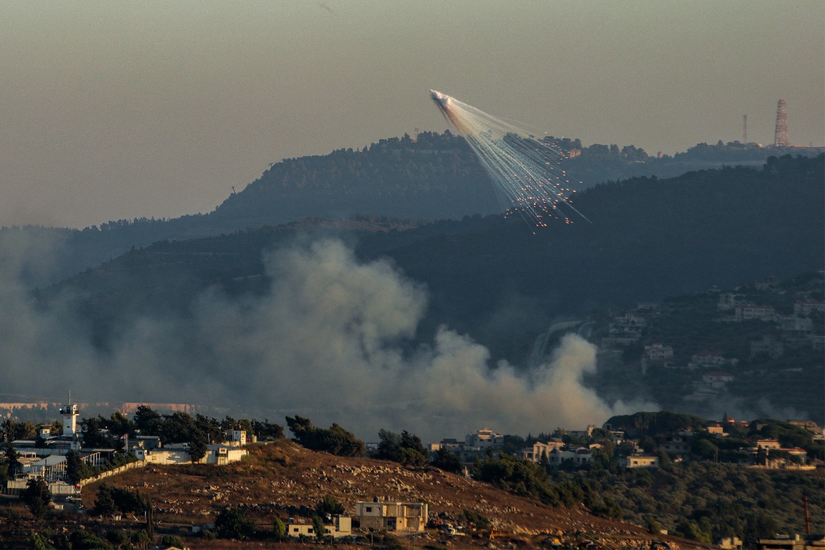 Liban: le Hezbollah dit avoir bombardé le nord d'Israël après une frappe qui a fait deux morts